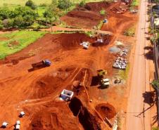 Drenagem e terraplenagem marcam avanço das obras do Viaduto da PUC em Londrina Foto: DER-PR