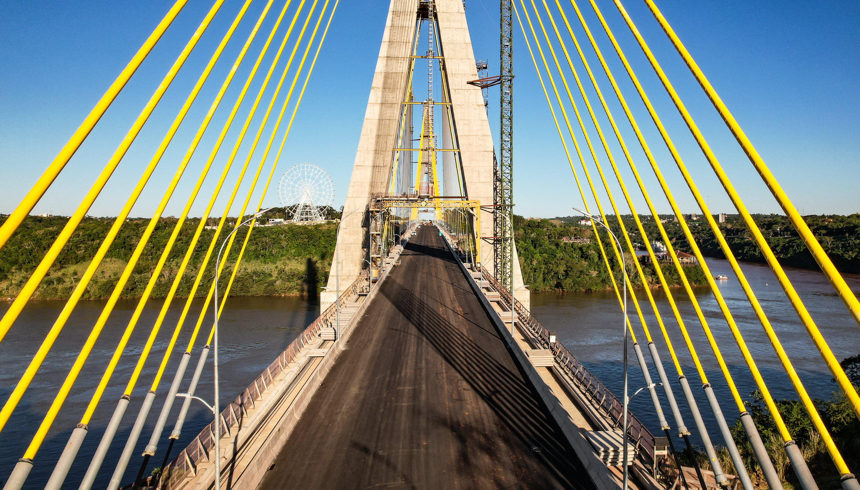 Com estrutura finalizada, Ponte da Integração Brasil-Paraguai atinge 96,6% de conclusão - Foto: Rodrigo Félix Leal / Seil