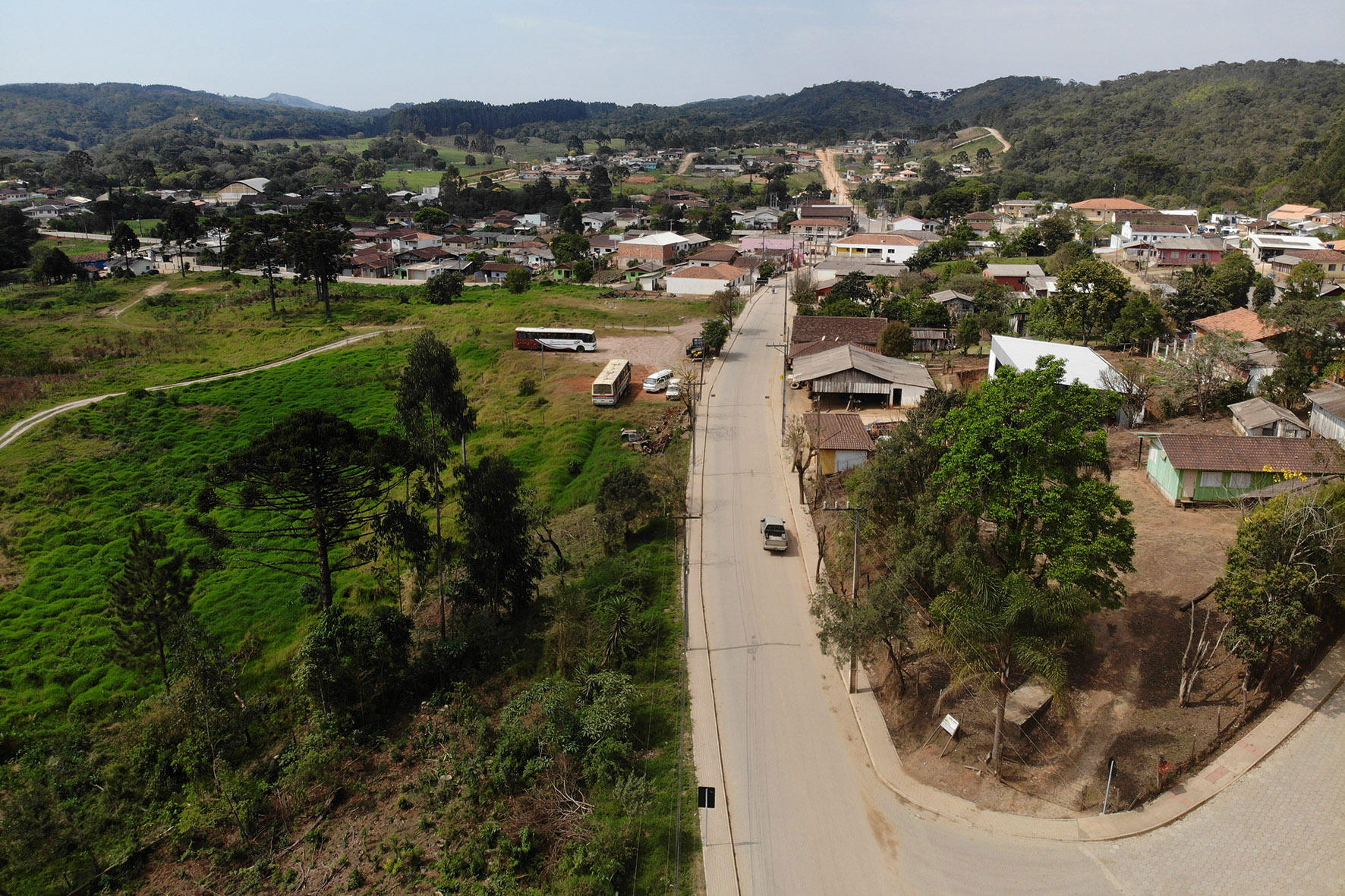 Governo do Estado começa a pavimentar acesso a Doutor Ulysses, no Vale do Ribeira Foto: Arquivo AEN