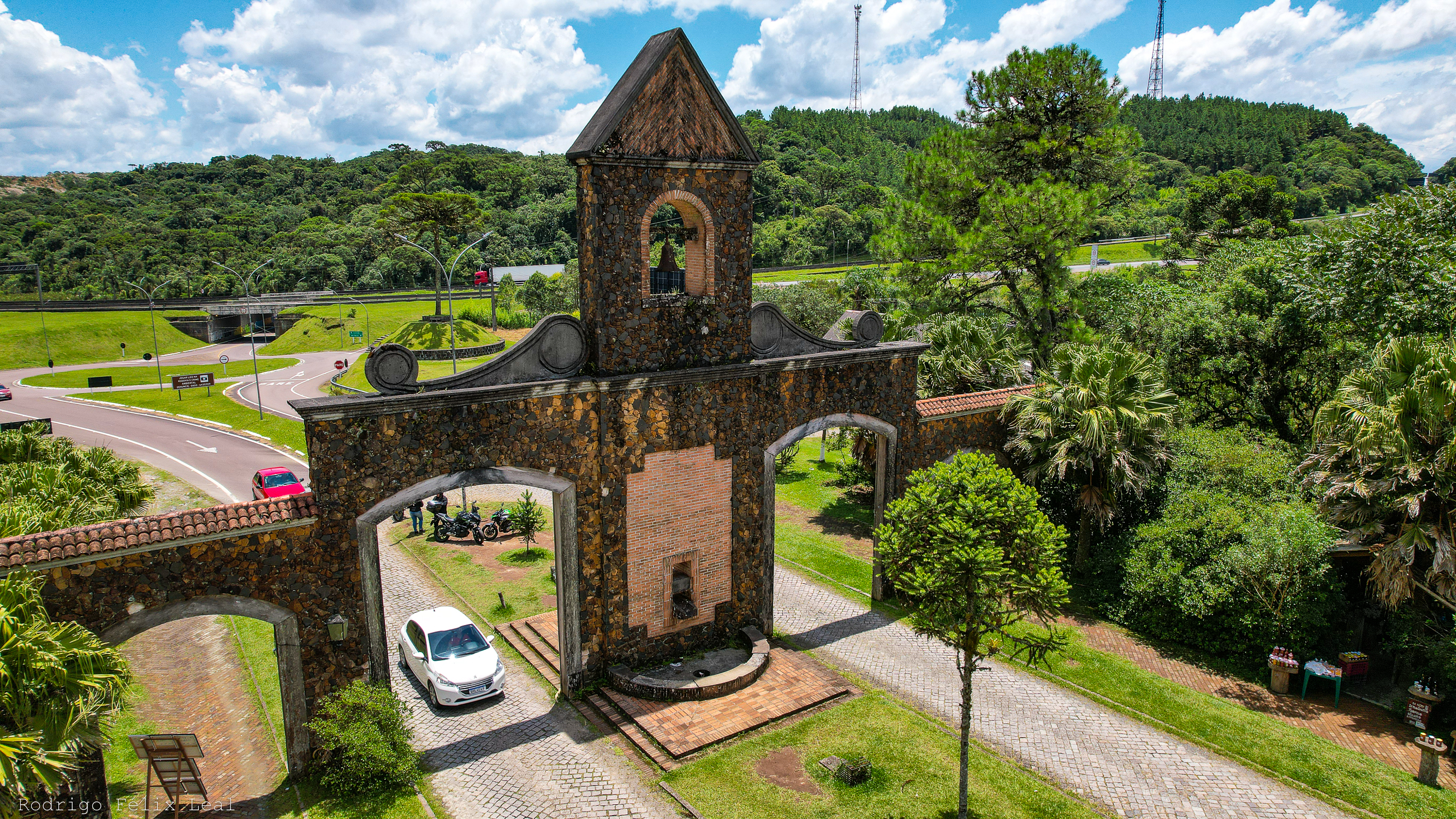 DER/PR reabre Estrada da Graciosa; operação continua em pare-e-siga Foto: Rodrigo Félix Leal / SEIL
