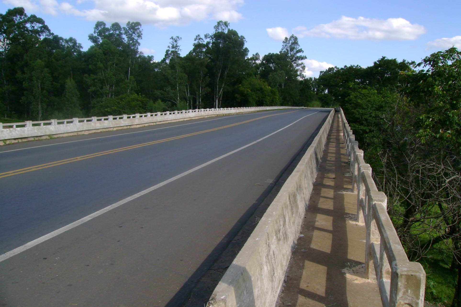 Edital de reforma de pontes em rodovias estaduais do Norte Pioneiro entra na fase final  - Viaduto Ferrovia PR-092 em Joaquim Távora