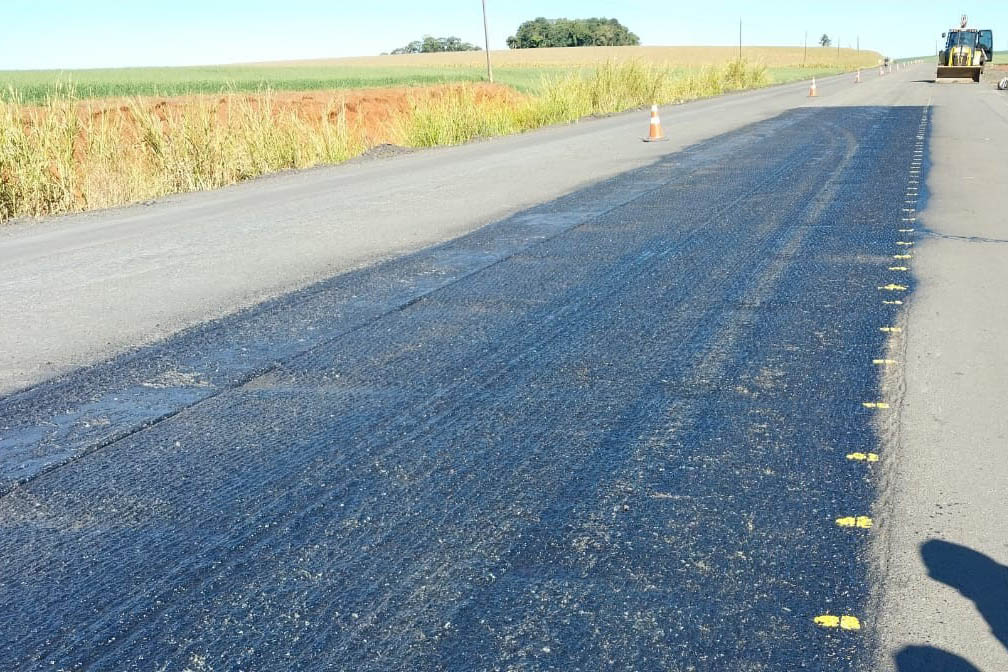 Rodovia entre Wenceslau Braz e Jaguariaíva começa a receber conservação Foto: DER-PR