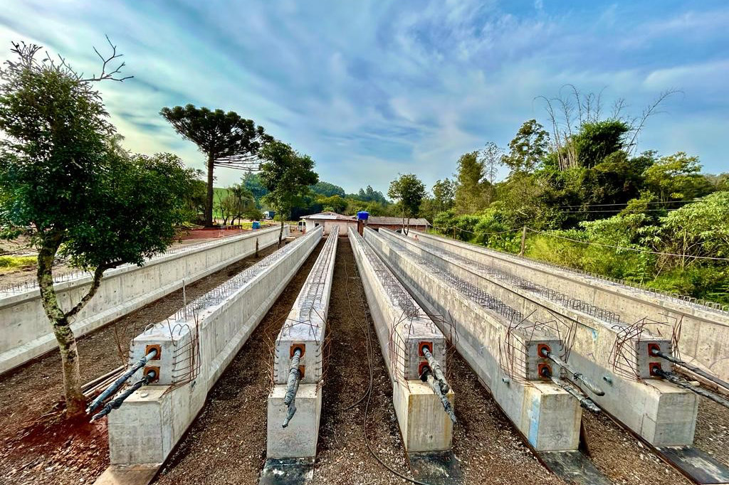 Com novo trecho liberado, duplicação da PR-445 atua de Mauá da Serra a Lerroville Foto: DER-PR