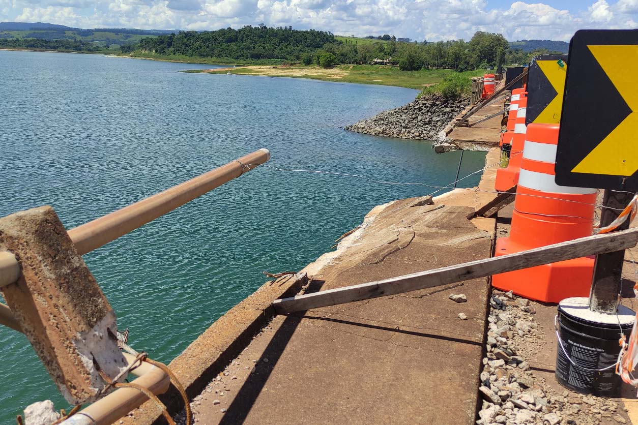 Homologada a licitação para reformar pontes, galeria e viaduto em Jacarezinho e região Foto: DER