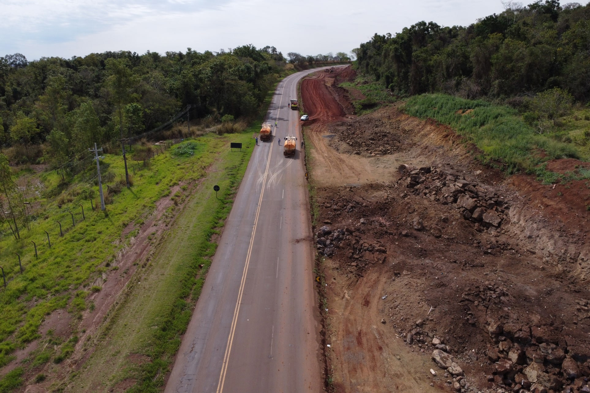Rodovia entre Maringá e Iguaraçu terá bloqueio para detonação de rochas quarta-feira Foto: DER