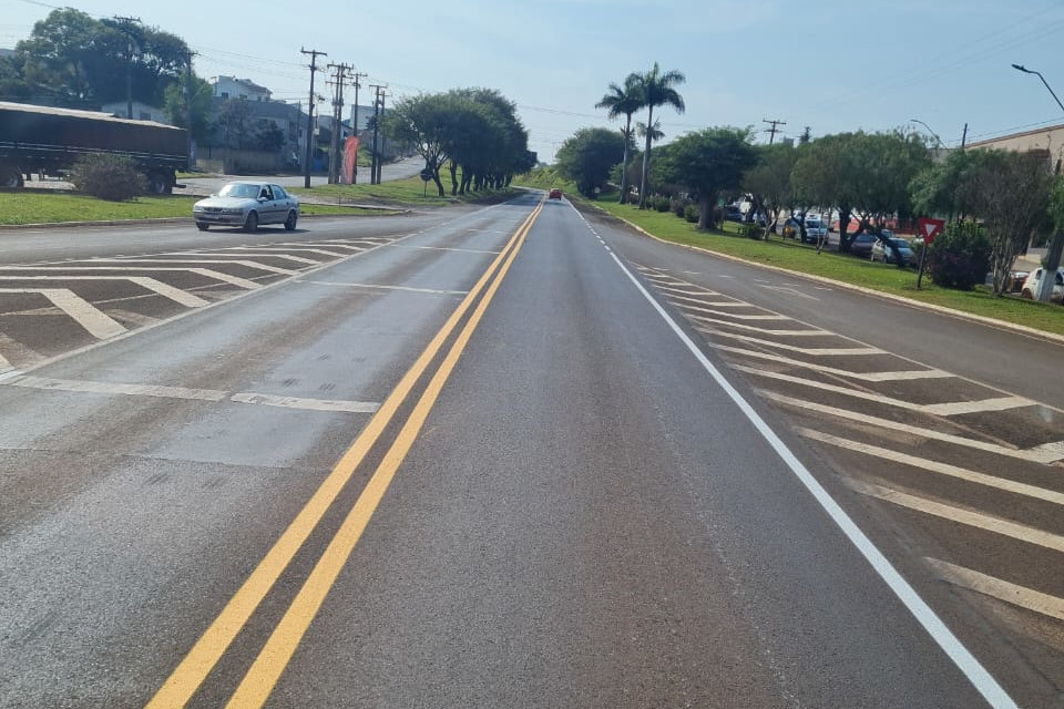 Serviço de conservação na PRC-158 entre Laranjeiras e Rio Bonito do Iguaçu