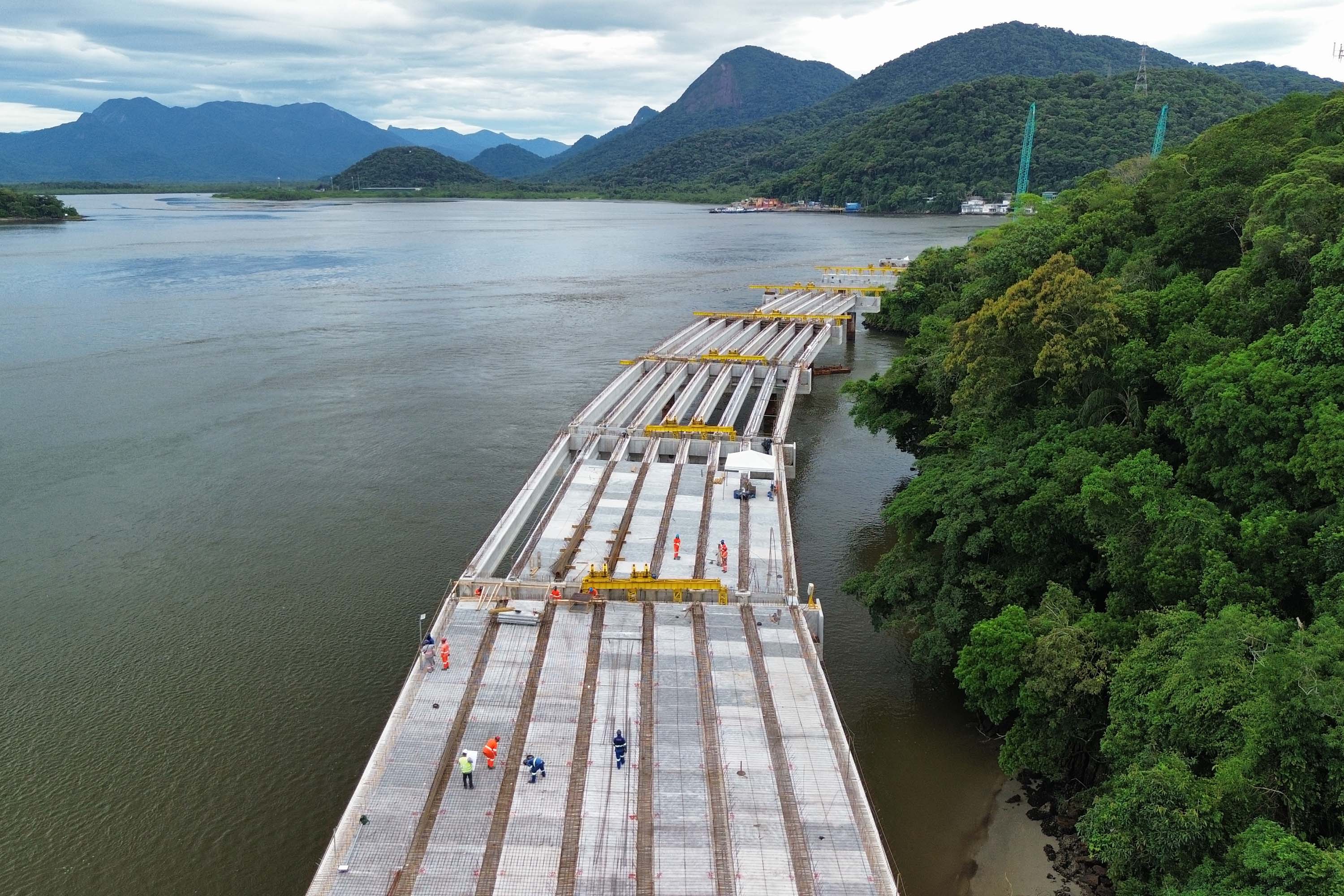 Obras Ponte de Guaratuba