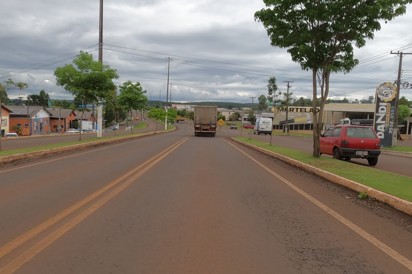 rua onde a passarela será instalada