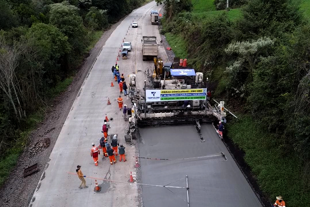 Momento final da Concretagem da PRC-280 entre Pato Branco e Clevelândia