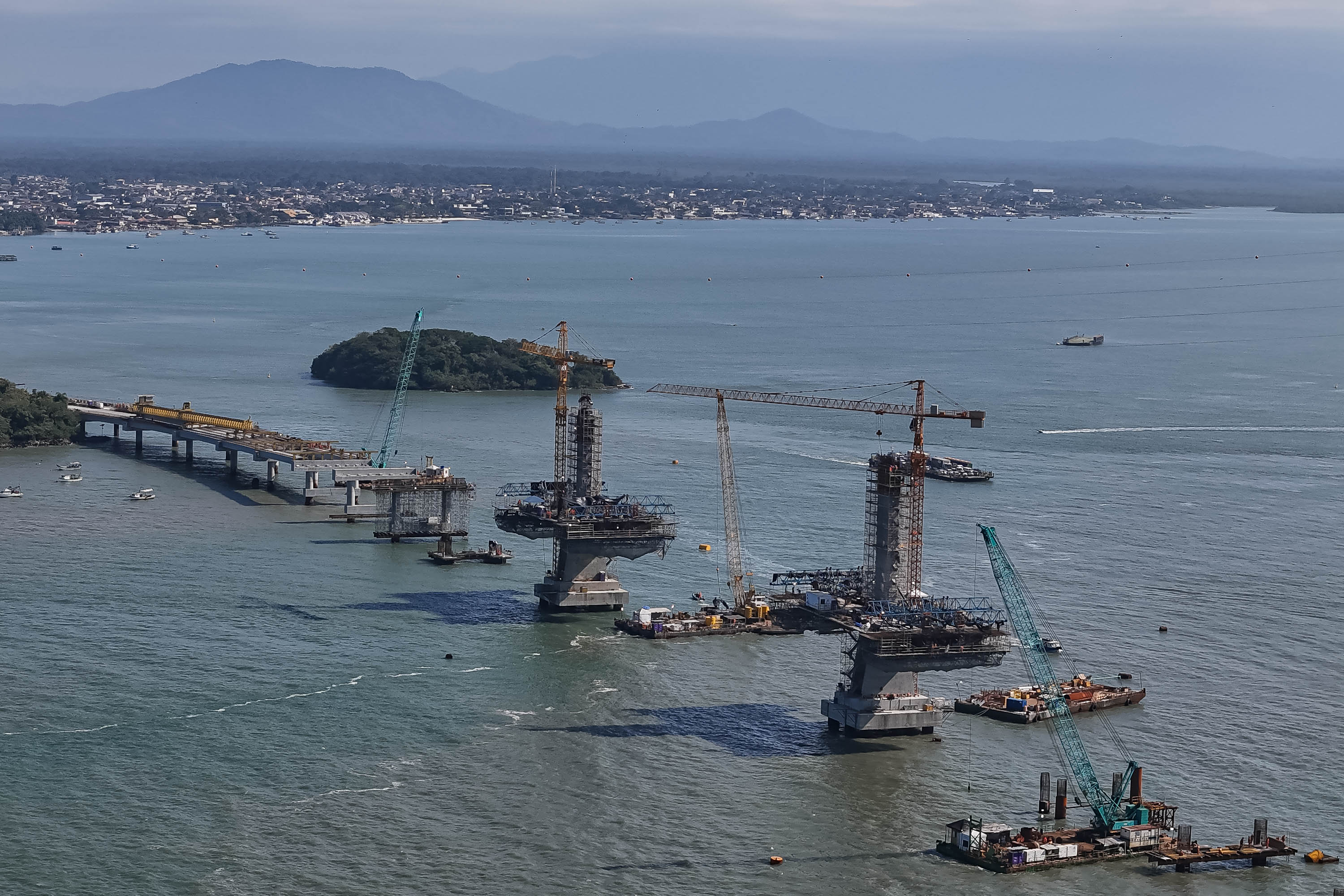 Obras da Ponte de Guaratuba