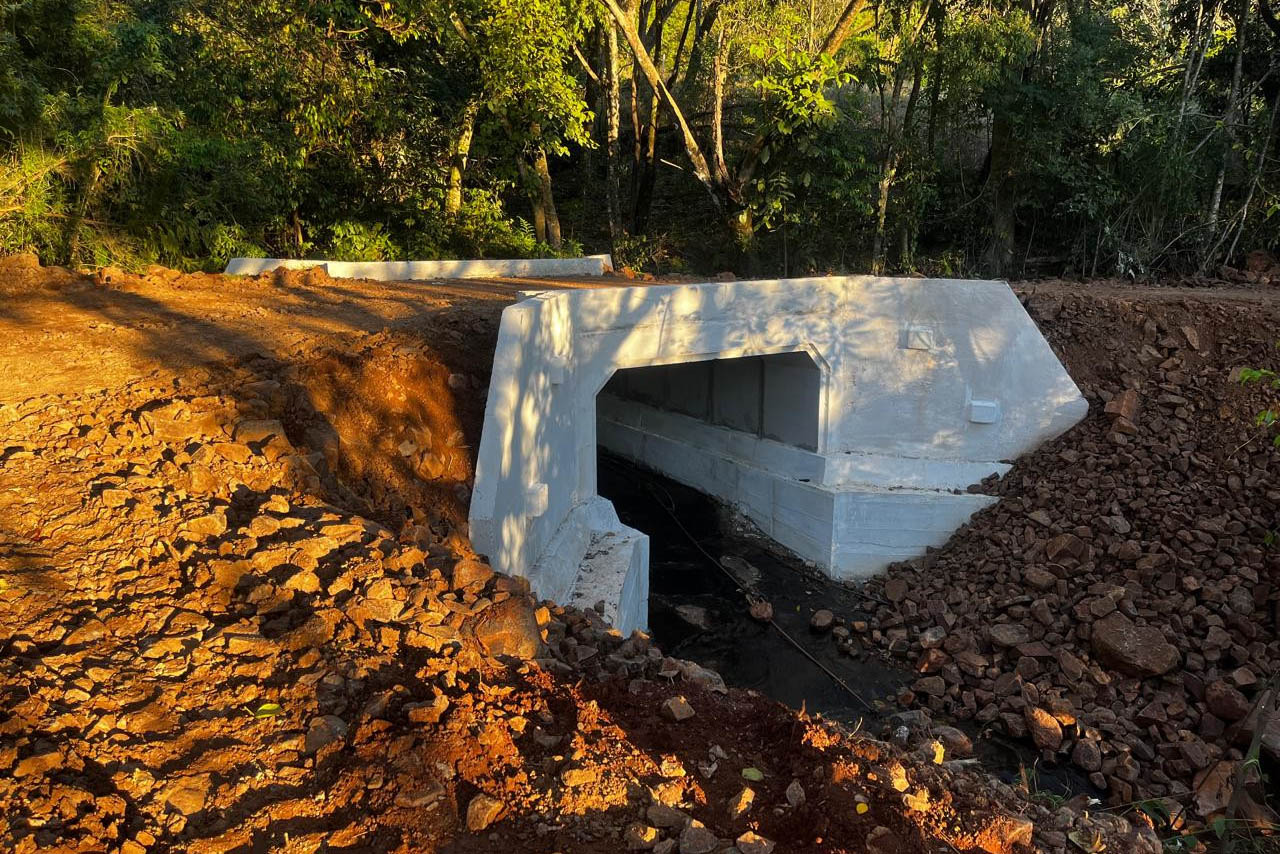 Obras da nova ponte de concreto