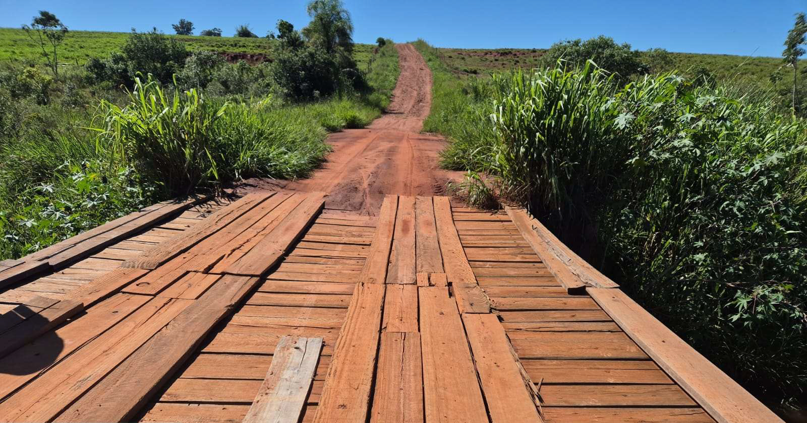 Ponte sobre o Córrego Santa Laura