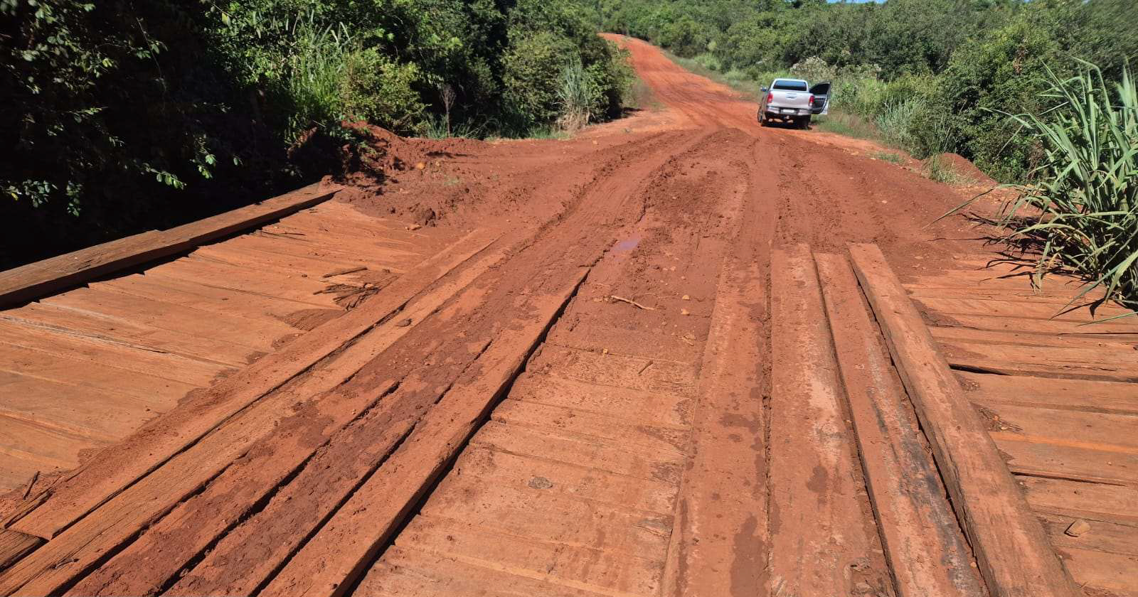 Ponte sobre o Córrego Sarandi - Estrada Sarandi