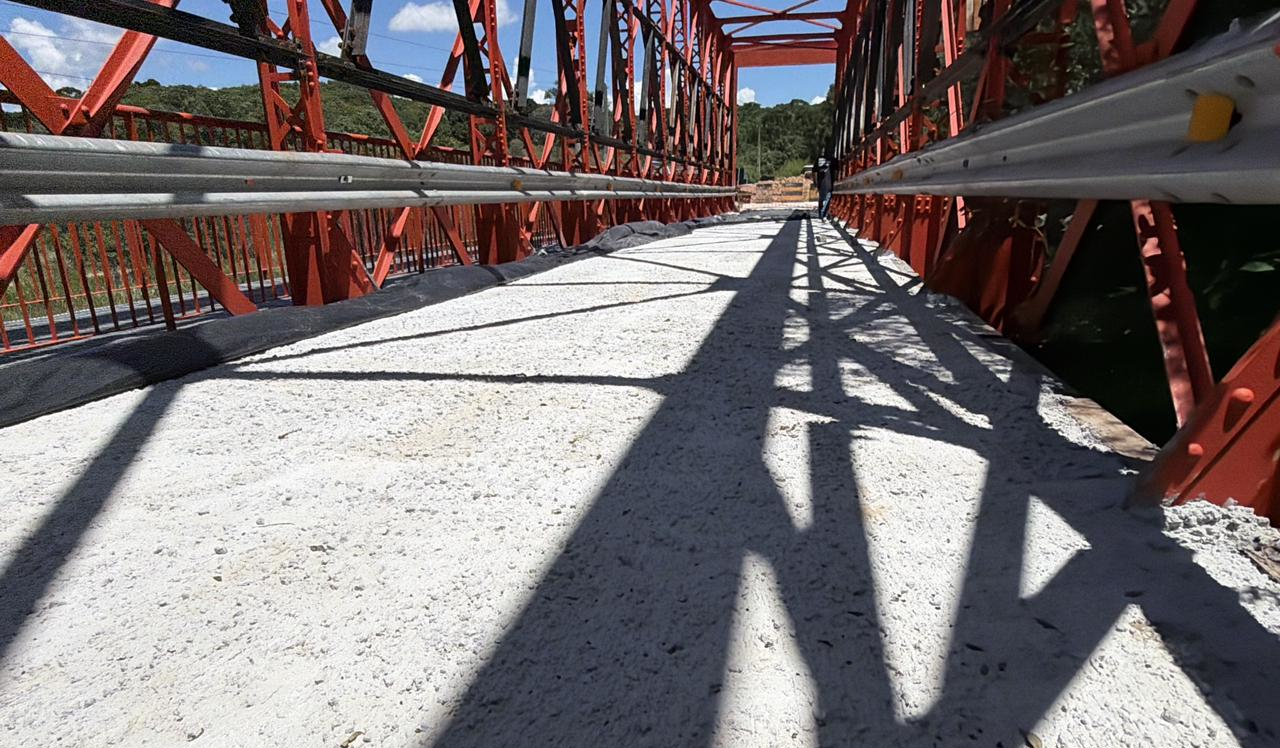 Ponte sobre o Rio da Várzea na PR-427
