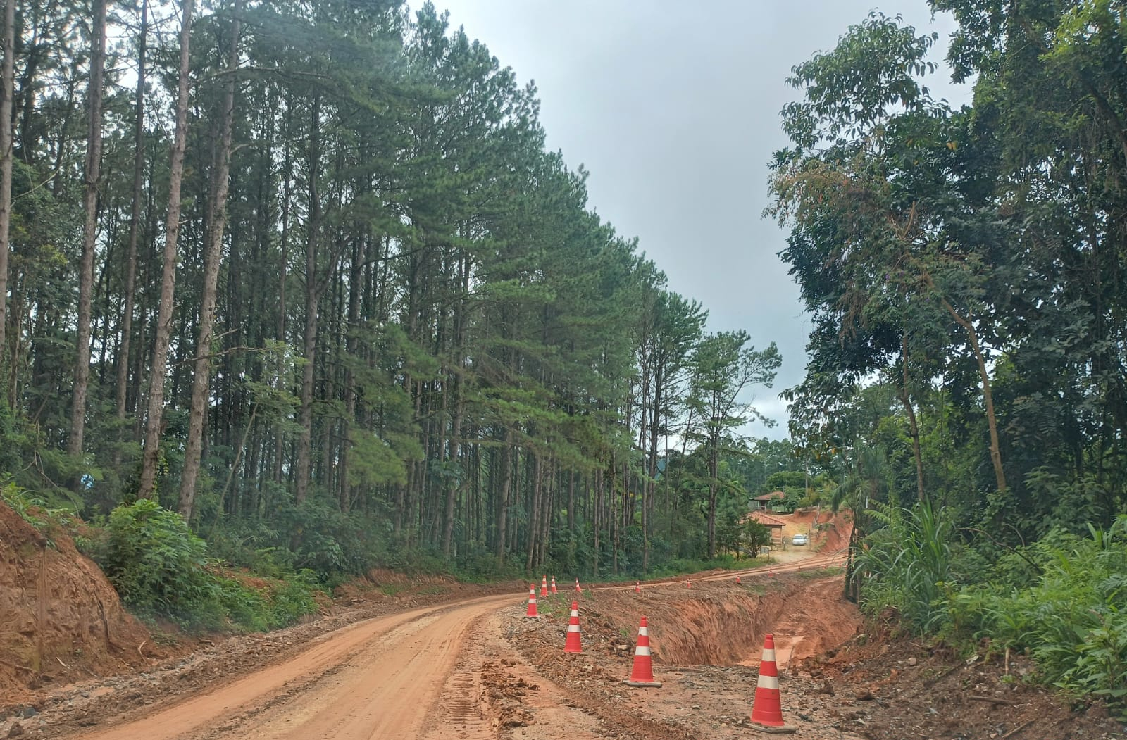 PR-092 em Doutor Ulysses será interditada para avançar em obra de pavimentação