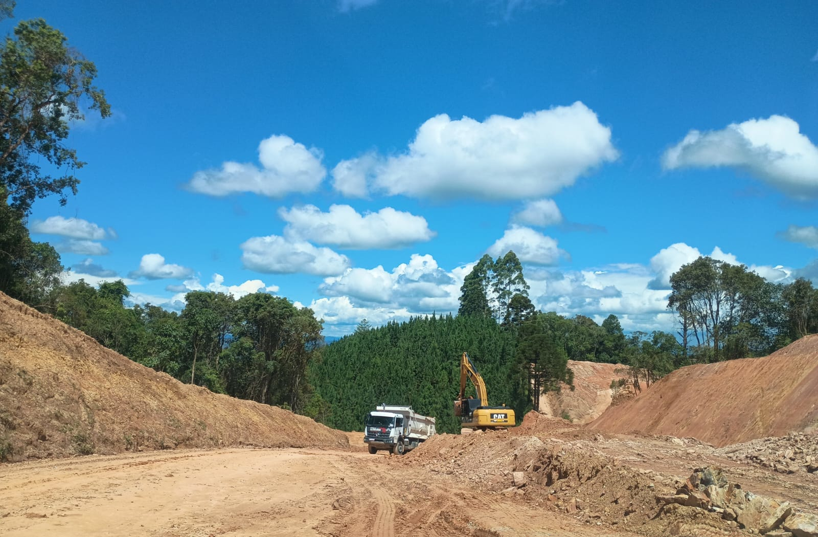 PR-092 em Doutor Ulysses será interditada para avançar em obra de pavimentação