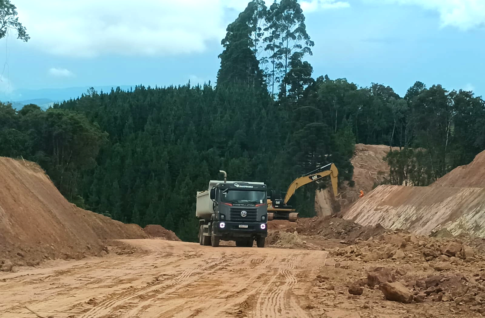 PR-092 em Doutor Ulysses será interditada para avançar em obra de pavimentação