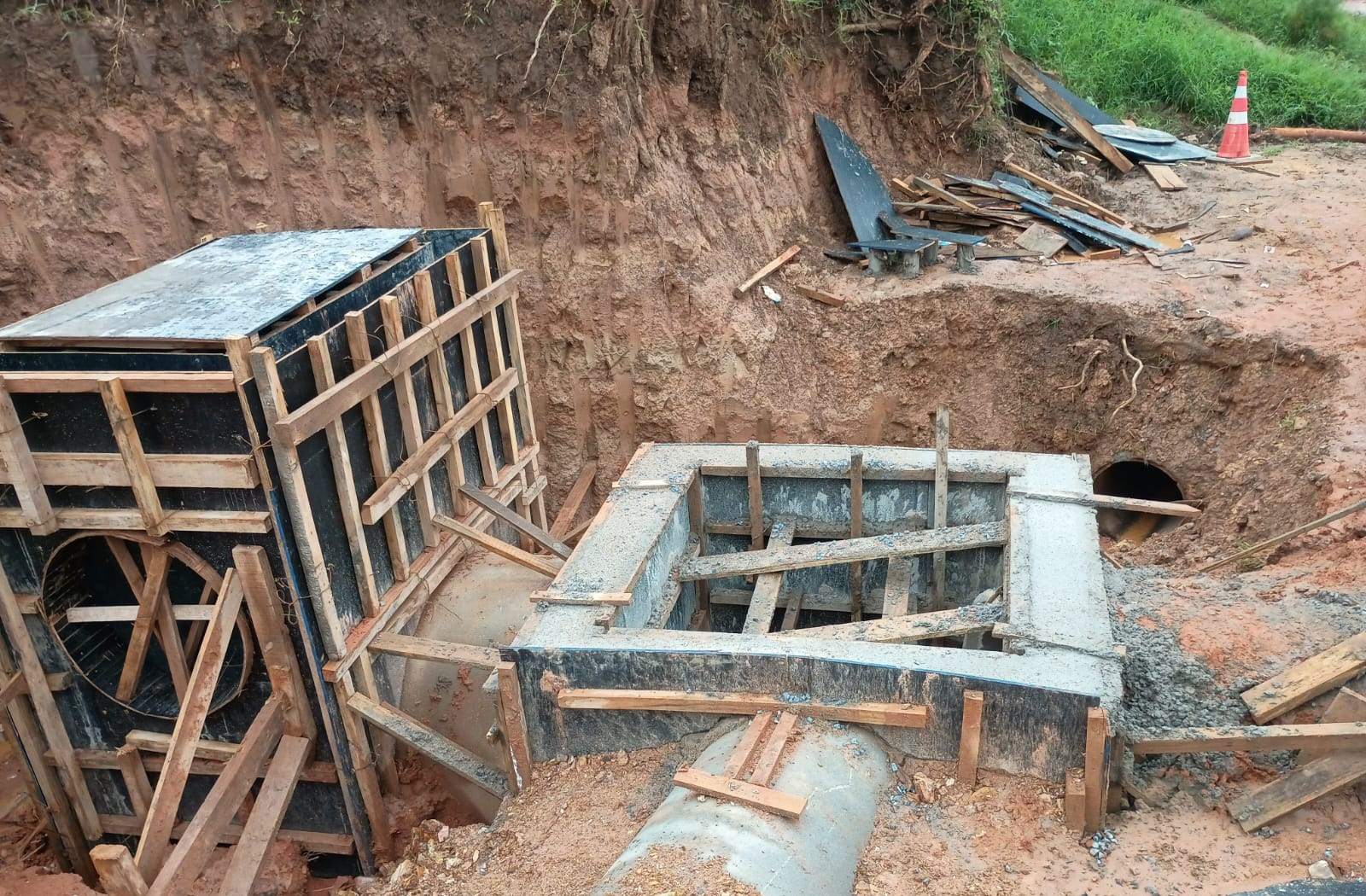 PR-092 em Doutor Ulysses será interditada para avançar em obra de pavimentação