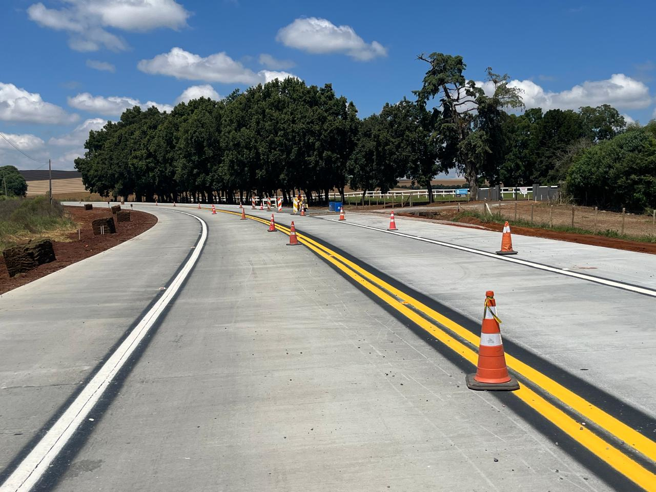 Restauração da PR-151 entre Ponta Grossa e Palmeira tem os primeiros quilômetros prontos
