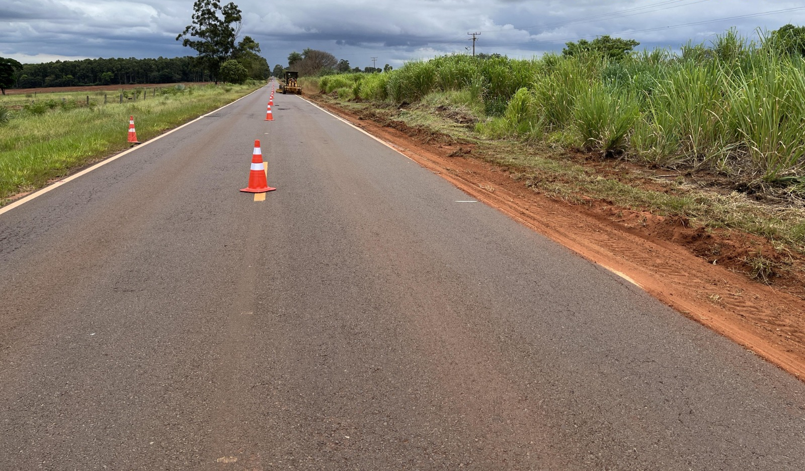 DER/PR começa conservação entre Santa Cruz de Monte Castelo e Querência do Norte