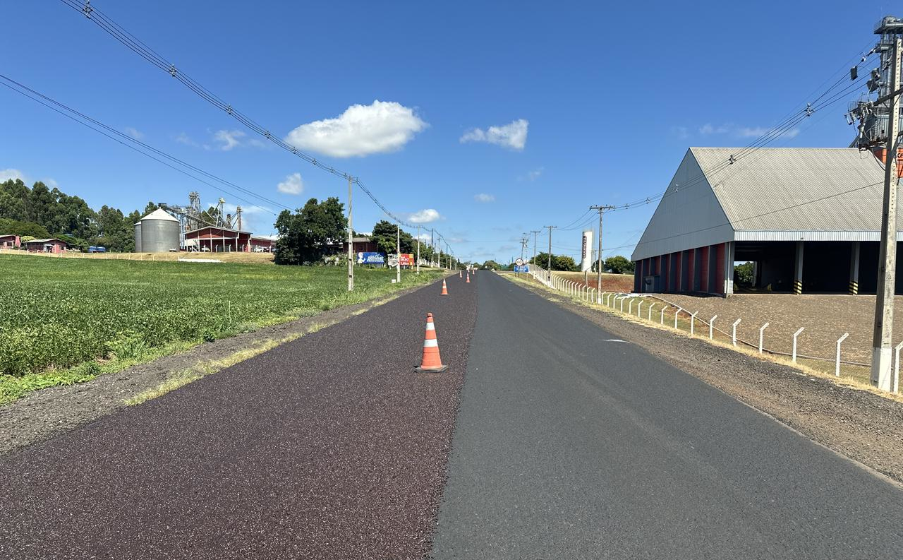 Rodovia entre Salto do Lontra e Santa Izabel do Oeste recebe serviços de conservação