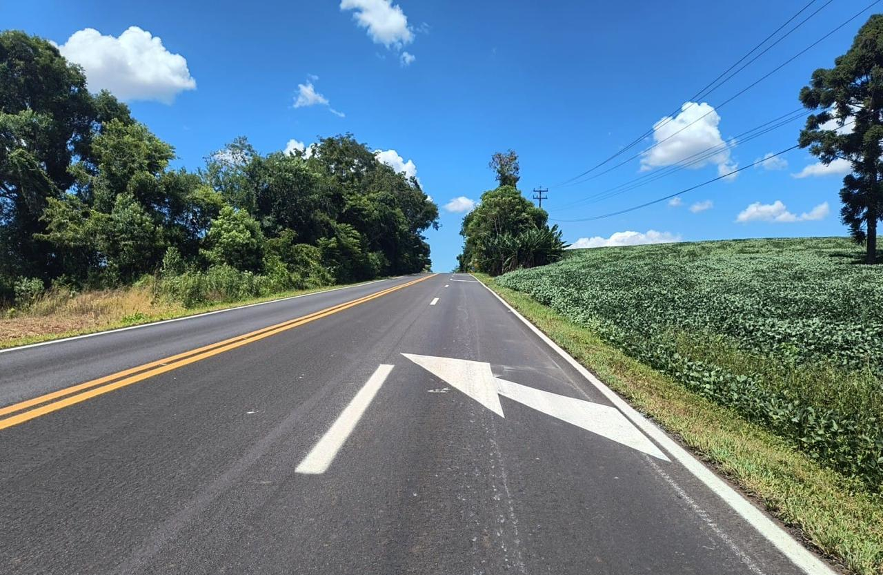 DER/PR reforça sinalização viária em Francisco Beltrão e na ligação com Itapejara D'Oeste