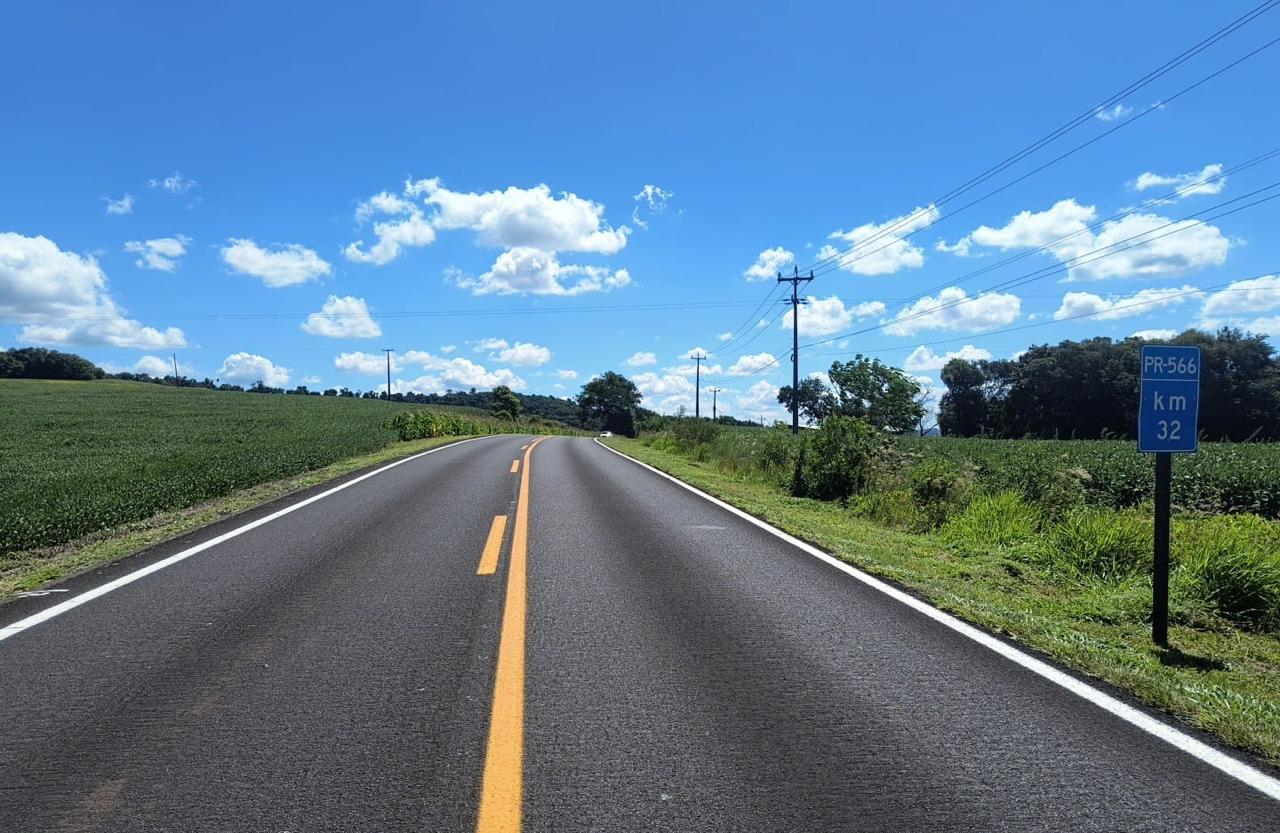 DER/PR reforça sinalização viária em Francisco Beltrão e na ligação com Itapejara D'Oeste