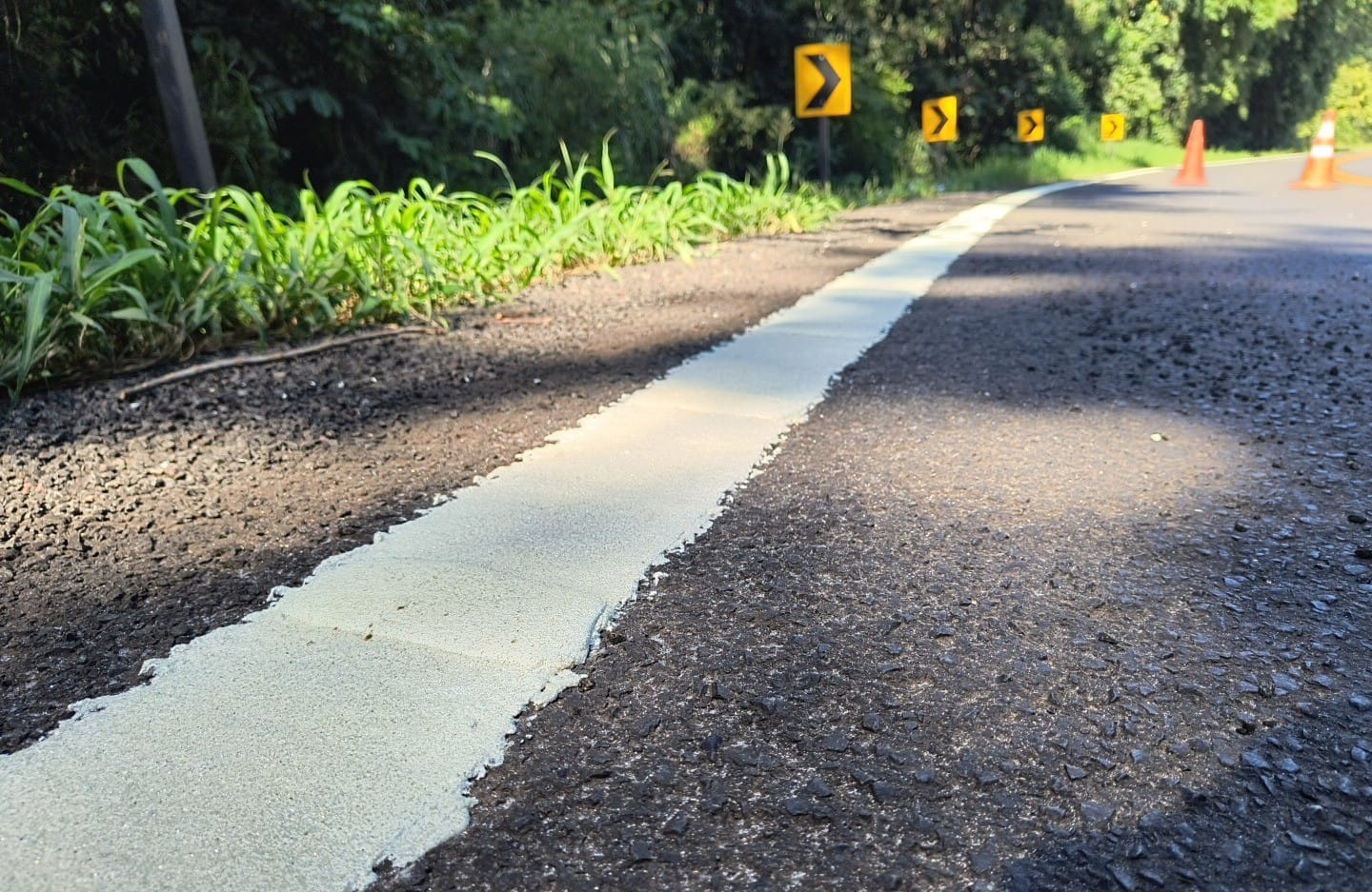 DER/PR reforça sinalização viária em Francisco Beltrão e na ligação com Itapejara D'Oeste