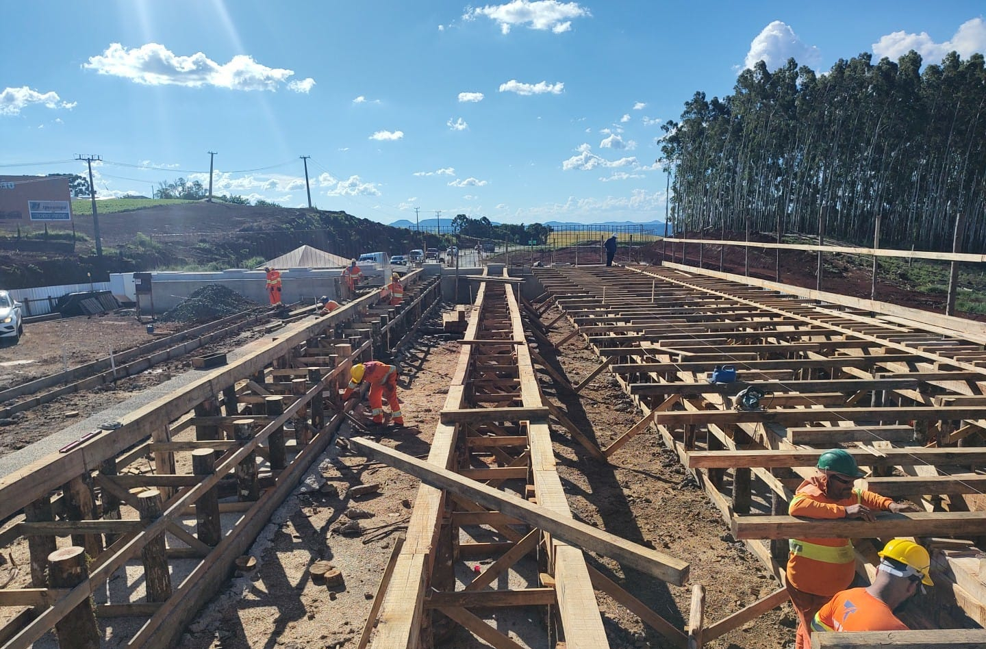 Duplicação em concreto da PRC-466 entre Pitanga e Turvo atinge 18,22%