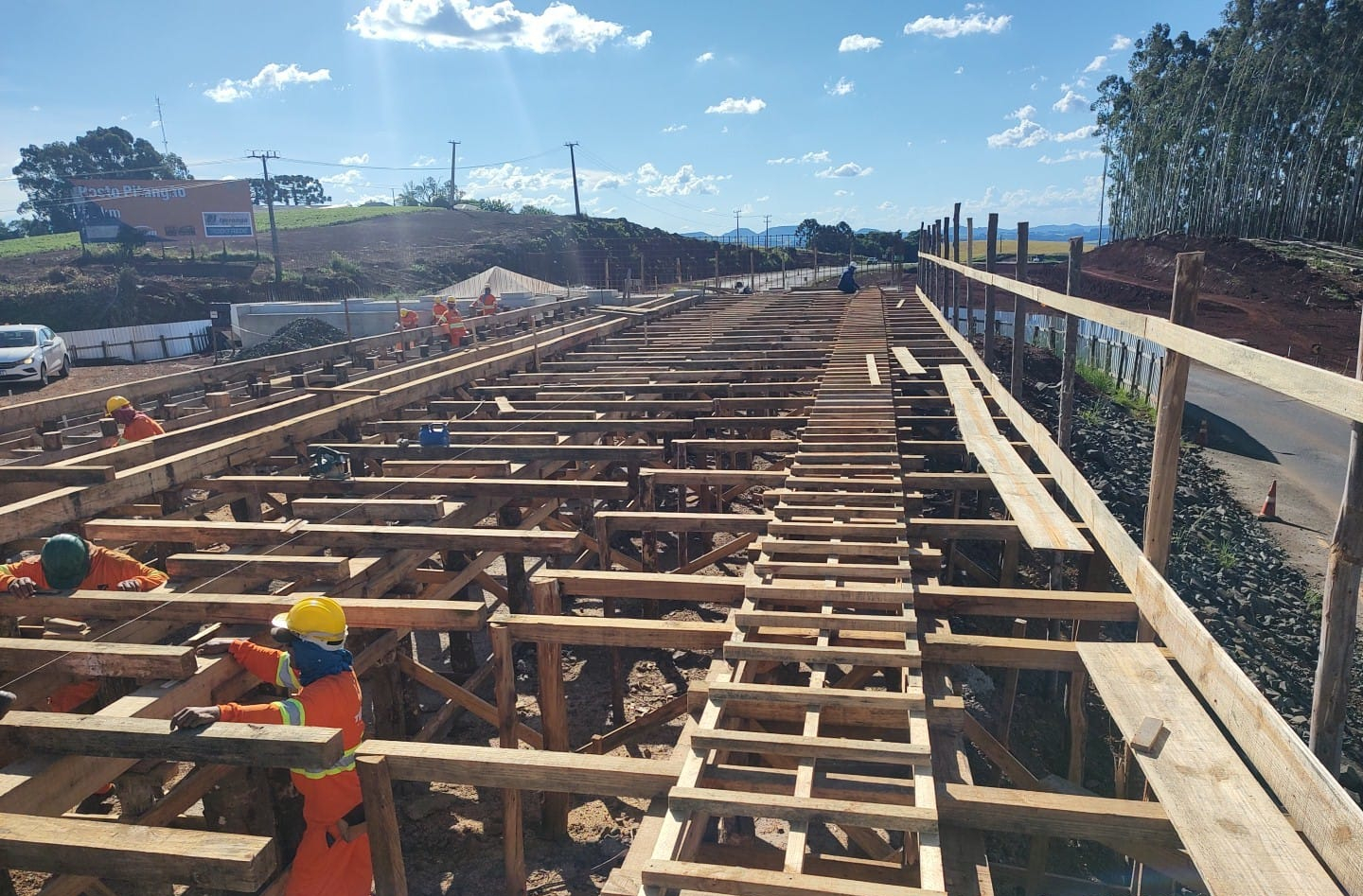 Duplicação em concreto da PRC-466 entre Pitanga e Turvo atinge 18,22%