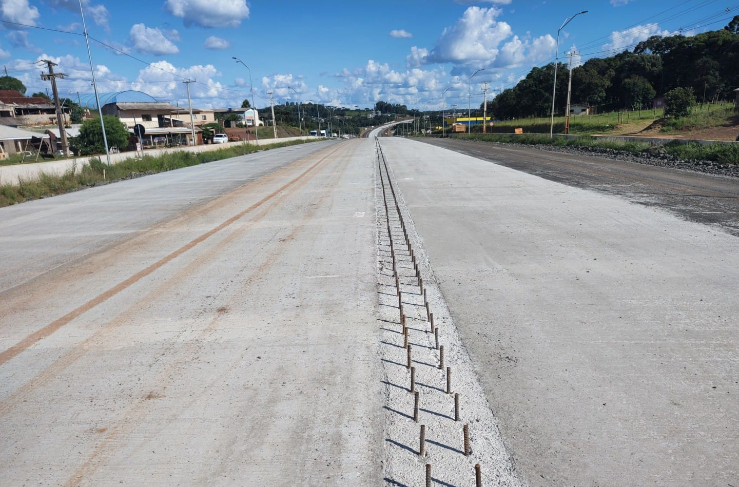 Duplicação em concreto da PRC-466 entre Pitanga e Turvo atinge 18,22%