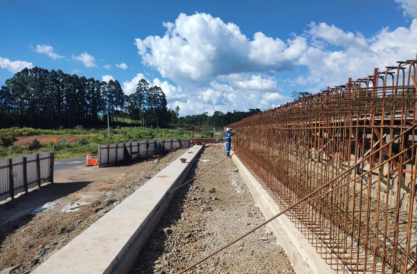 Duplicação em concreto da PRC-466 entre Pitanga e Turvo atinge 18,22%