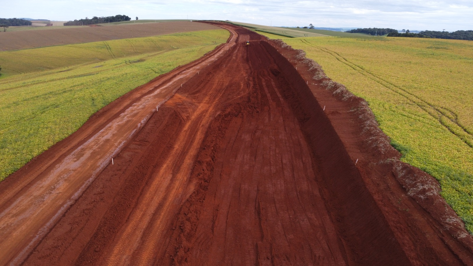 Novo Contorno Noroeste de Pato Branco tem avanços nos serviços de terraplenagem