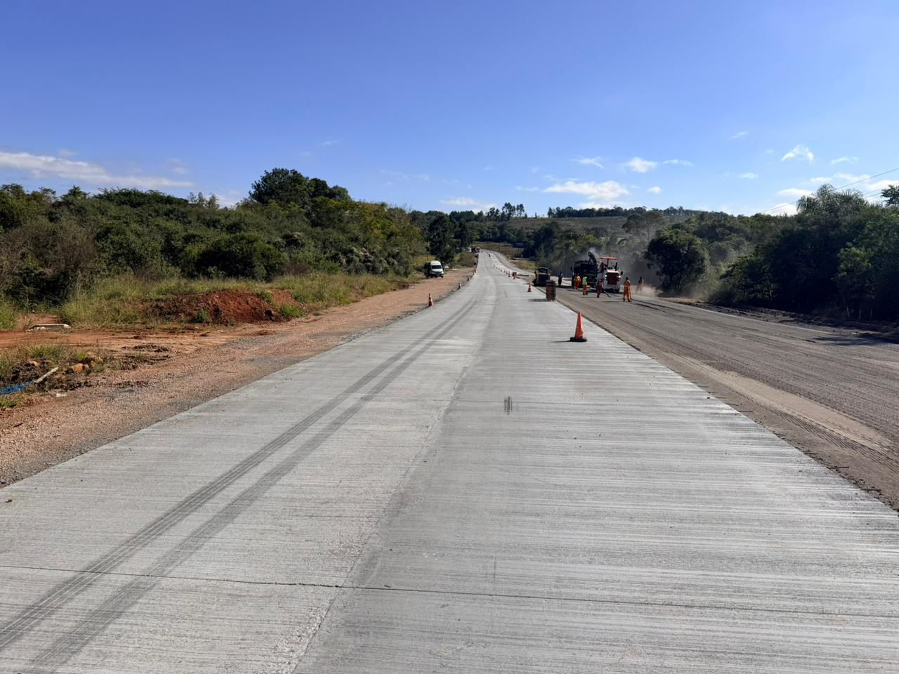 Restauração em concreto da PR-151 entre Ponta Grossa e Palmeira chega a 53% de execução