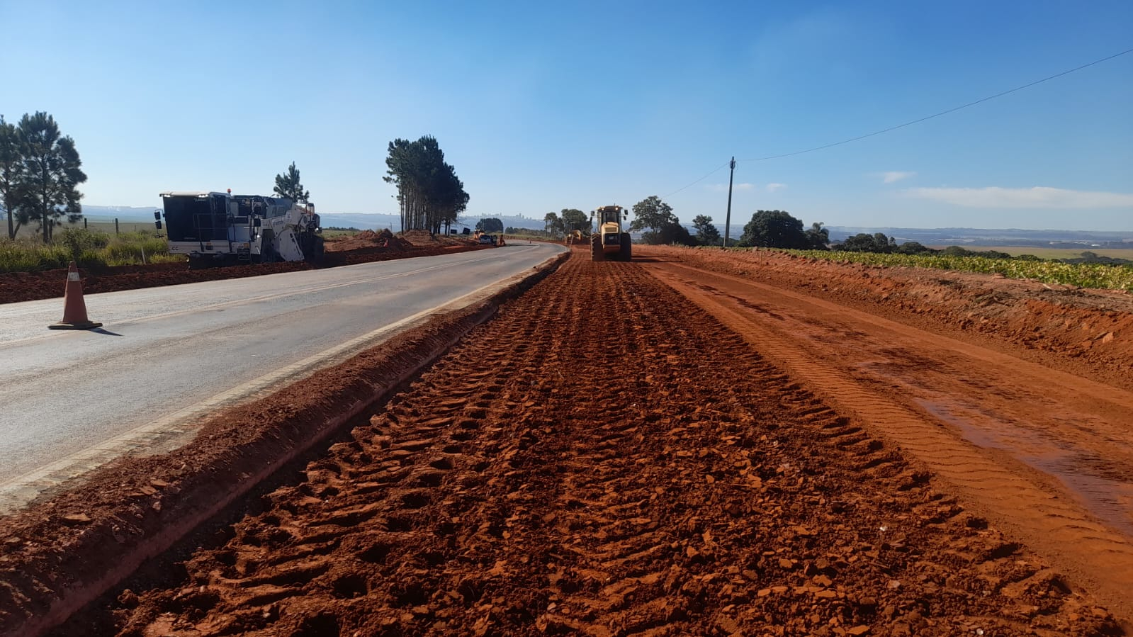 Restauração em concreto da PR-151 entre Ponta Grossa e Palmeira chega a 53% de execução