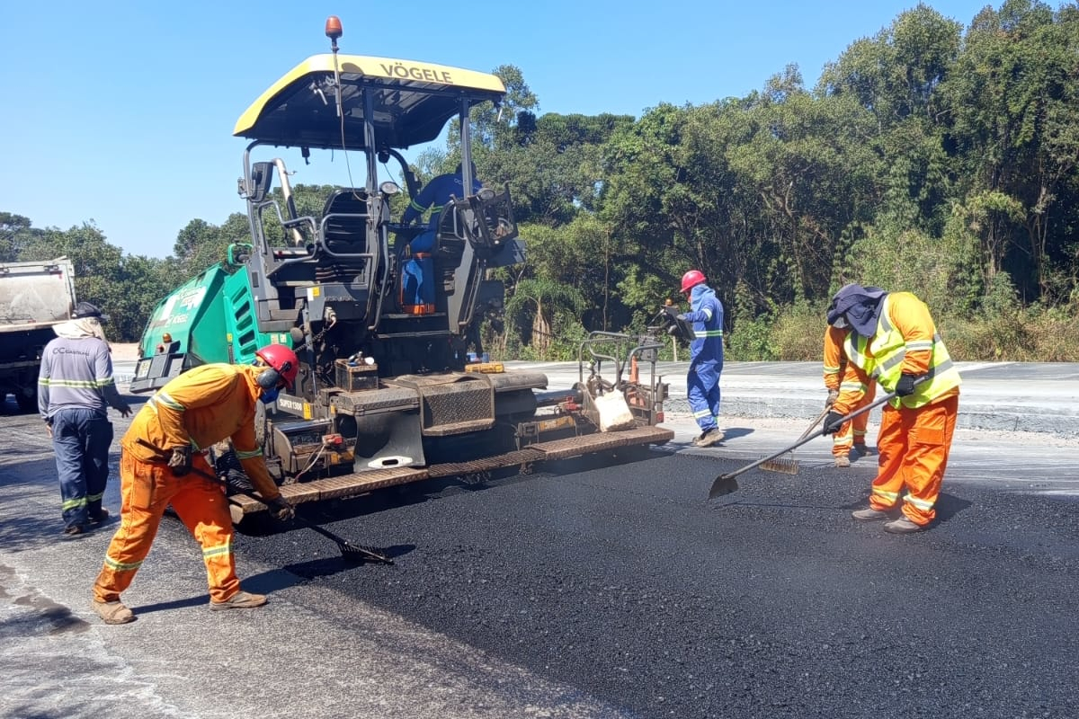 Restauração em concreto da PR-151 entre Ponta Grossa e Palmeira chega a 53% de execução