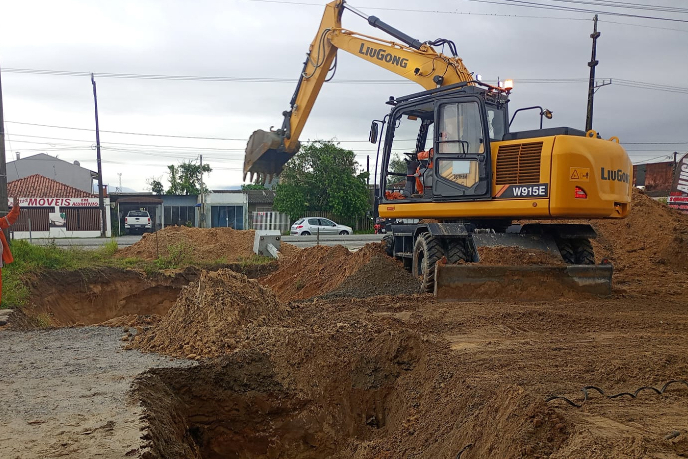 Duplicação da PR-412 entre Matinhos e Praia de Leste avança com viaduto e marginais