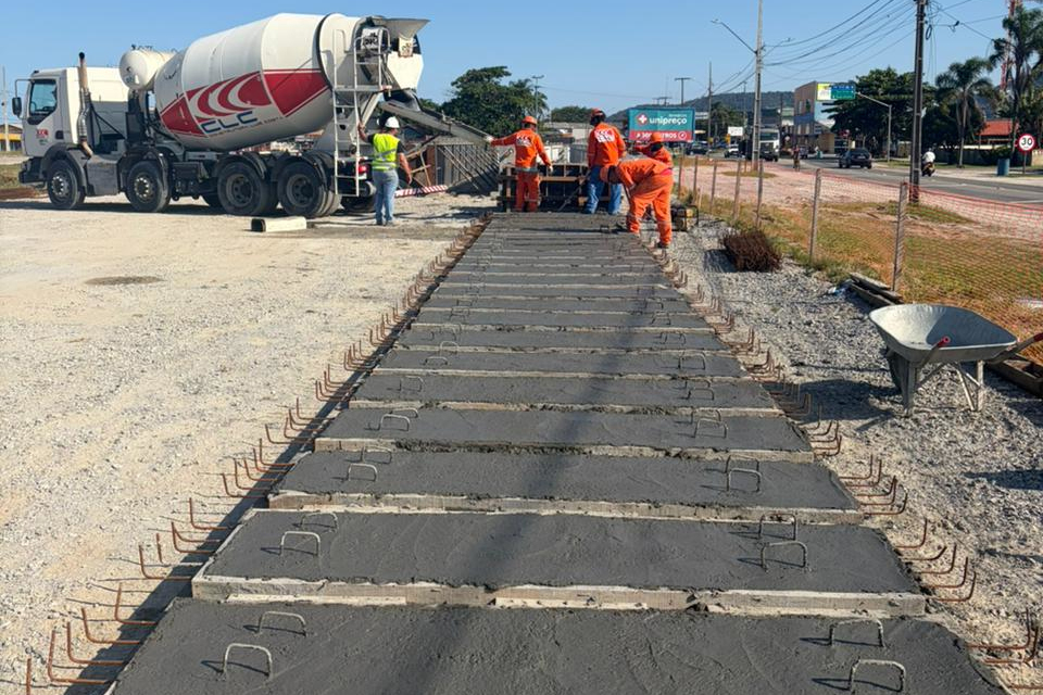 Duplicação da PR-412 entre Matinhos e Praia de Leste avança com viaduto e marginais