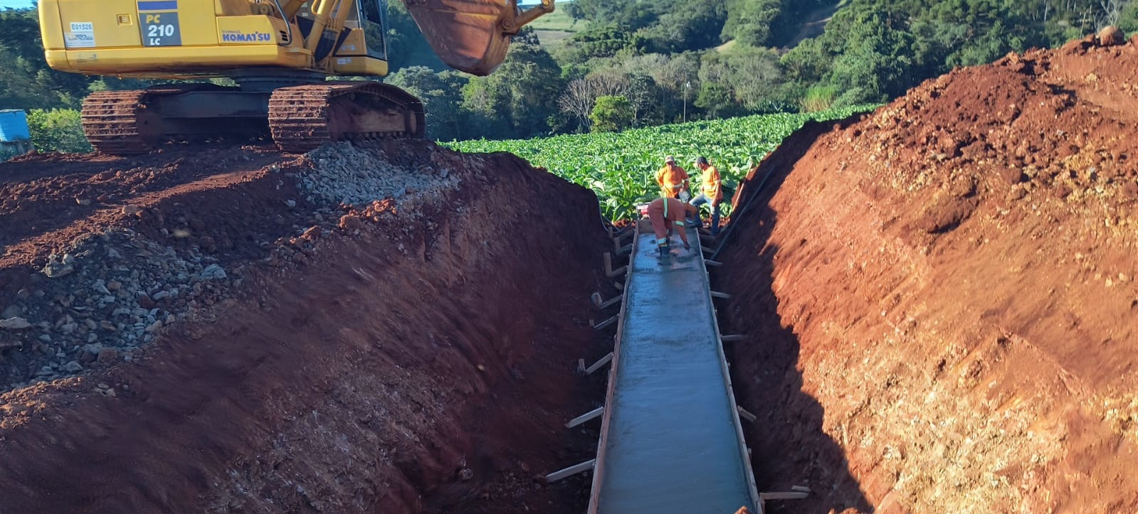 Sonho antigo, PR-239 entre Mato Rico e Roncador já tem obras de pavimentação