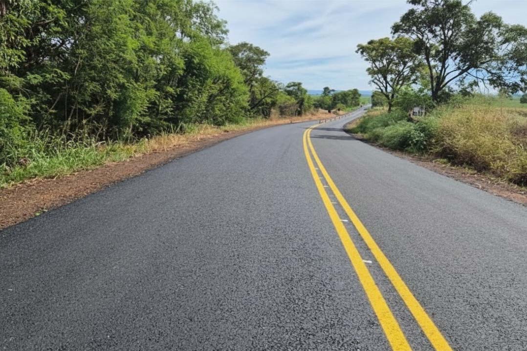 DER/PR realiza serviços de conservação em rodovias entre Uraí e Rancho Alegre