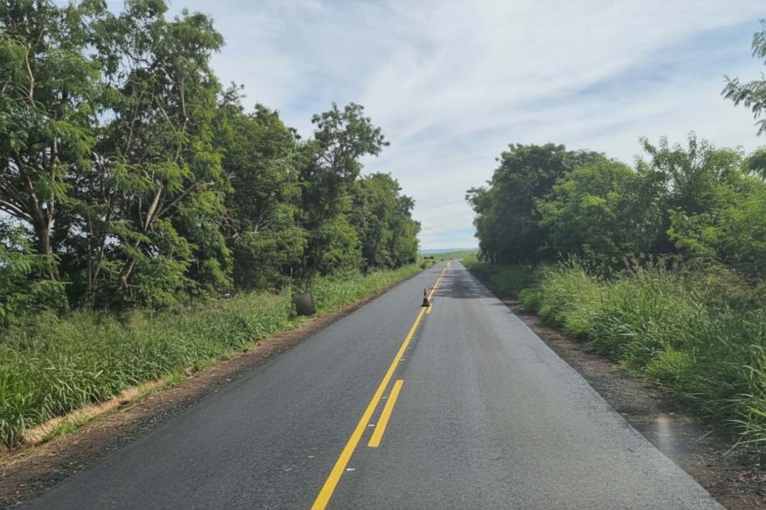 DER/PR realiza serviços de conservação em rodovias entre Uraí e Rancho Alegre