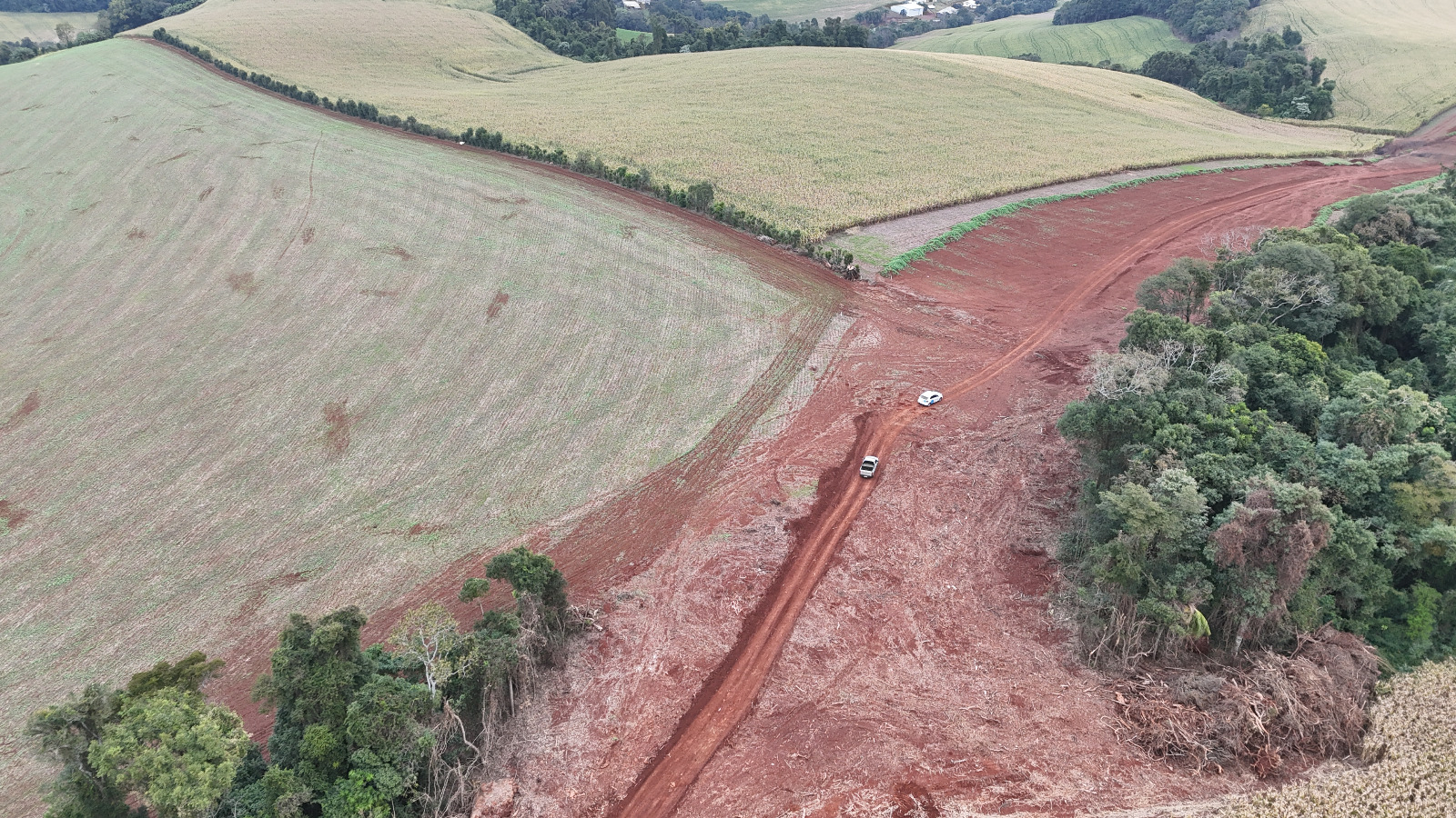 Obra do Contorno Noroeste de Pato Branco avança em terraplenagem e bueiros
