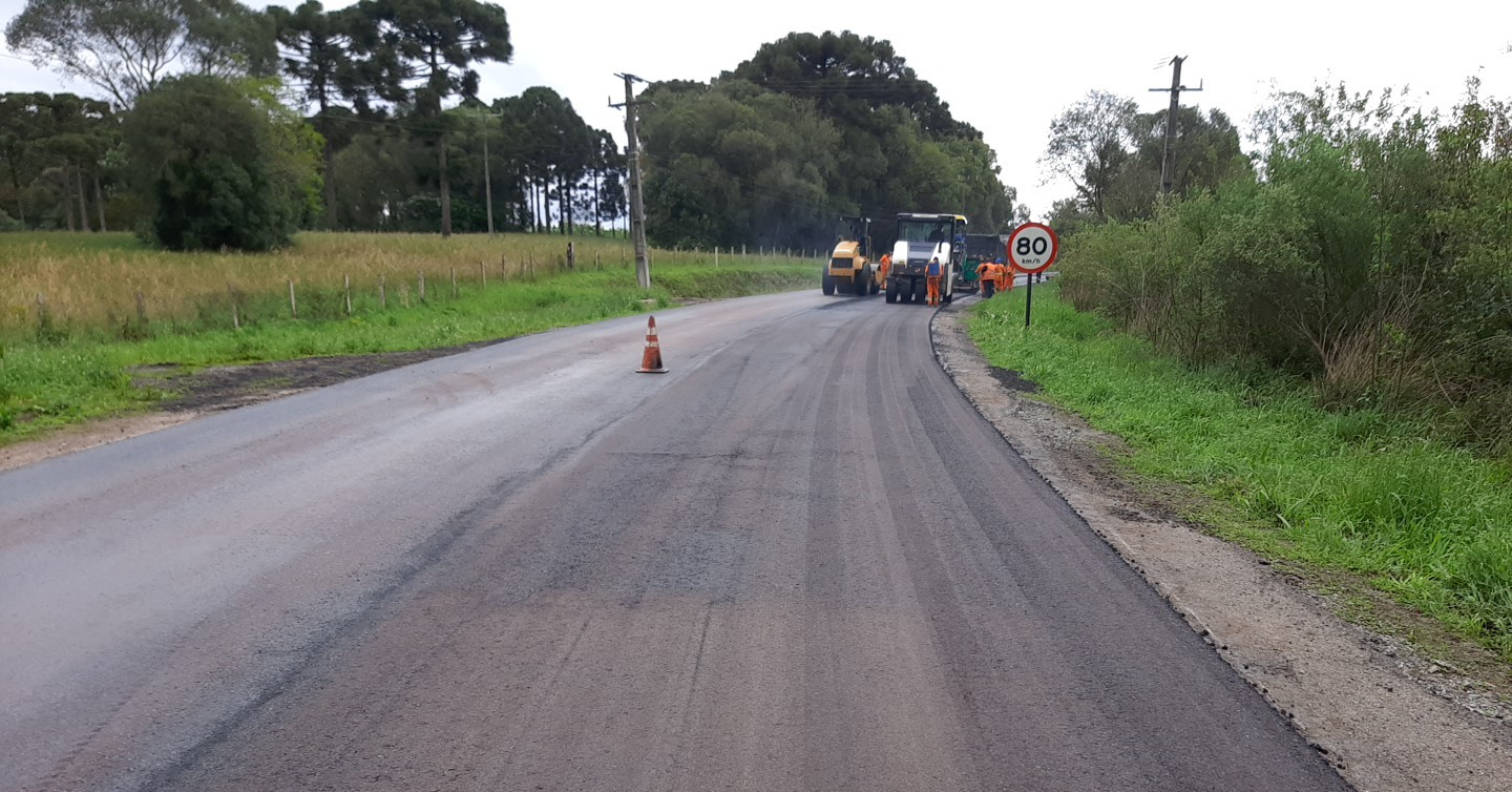 DER/PR está realizando melhorias em rodovia entre Campo do Tenente e a Lapa