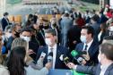 O governador Carlos Massa Ratinho Junior e o ministro da Infraestrutura, Tarcísio Gomes de Freitas, apresentam, os detalhes da nova concessão de 3,3 mil quilômetros de rodovias do Paraná. Foto: Rodrigo Félix Leal / InfraPR