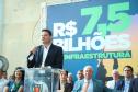 O governador Carlos Massa Ratinho Junior junto do Secretário da Infraestrutura e Logística do Paraná, Sandro Alex e do Diretor Geral do DER, Fernando Furiatti, confirmou nesta terça-feira (29), em evento no Palácio Iguaçu, o investimento de R$ 130.127.148,54 em rodovias do Paraná.  Foto: Rodrigo Félix Leal / Seil