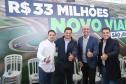 O governador Carlos Massa Ratinho Junior assina ordem de serviço para construção de viaduto em São José dos Pinhais. Foto: Rodrigo Félix Leal / SEIL