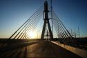 Governador Ratinho Junior faz última vistoria na Ponte da Integração, que está concluída Foto: Rodrigo Félix Leal / SEIL