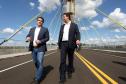Governador Ratinho Junior faz última vistoria na Ponte da Integração, que está concluída Foto: Gilson Abreu/AEN