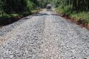 Conservação de vias rurais de Mallet, São Mateus do Sul e da Lapa tem vencedor - Cascalhamento PR-281 - Foto: DER-PR