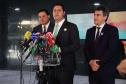 O governador Carlos Massa Ratinho Junior assinou nesta quarta-feira (03), em Brasília, em encontro com o presidente Luiz Inácio Lula da Silva e o ministro dos Transportes, Renan Filho, o documento que delega as rodovias estaduais do Paraná ao governo federal para a realização da nova concessão à iniciativa privada. É o maior projeto rodoviário em andamento no País. Foto: Jonathan Campos/AEN